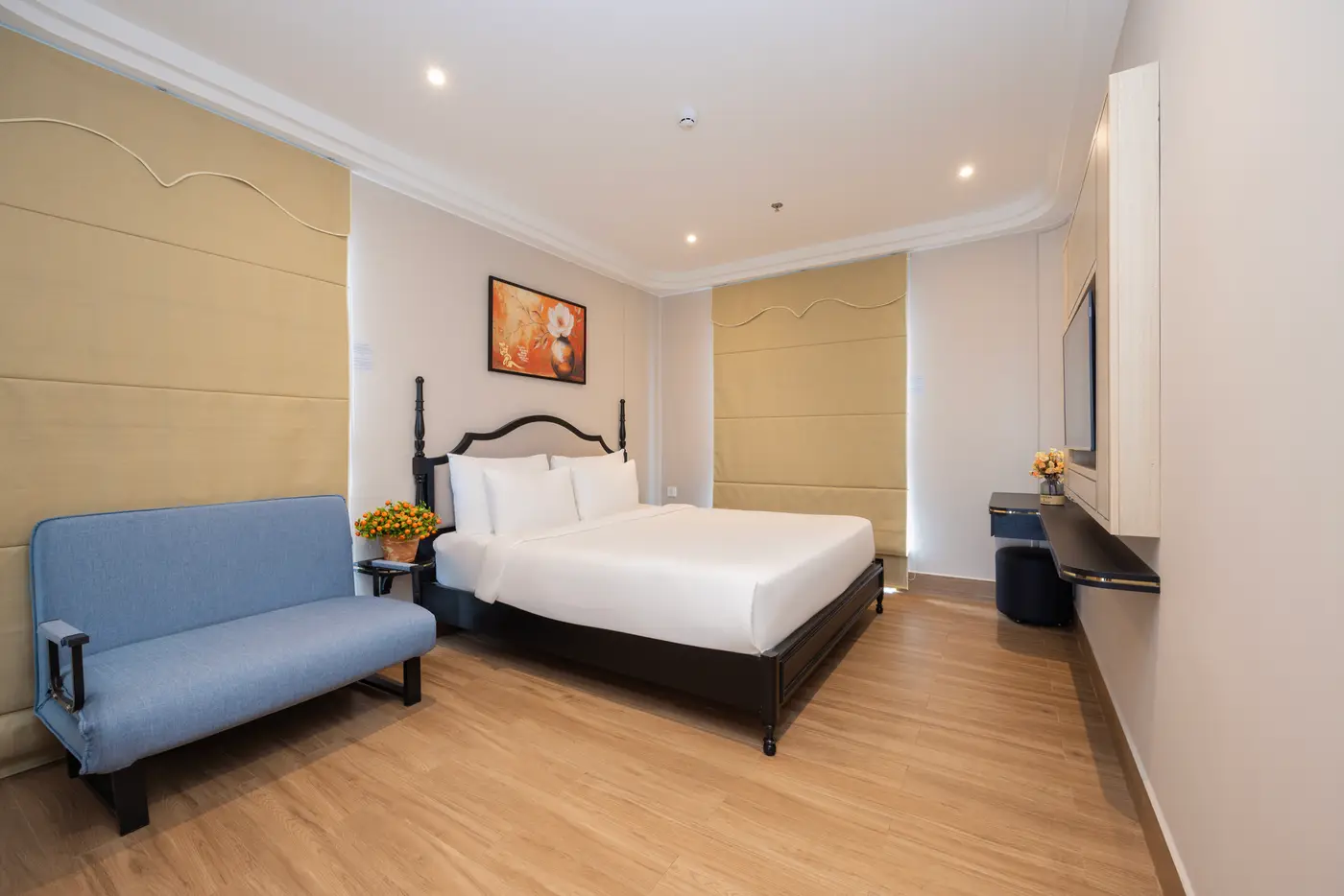 GRAND BAY HOTEL, photo 1
